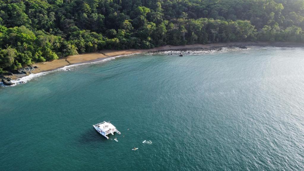 Pirate Drake Beach Hostel & Tour Company Дрейк Екстер'єр фото